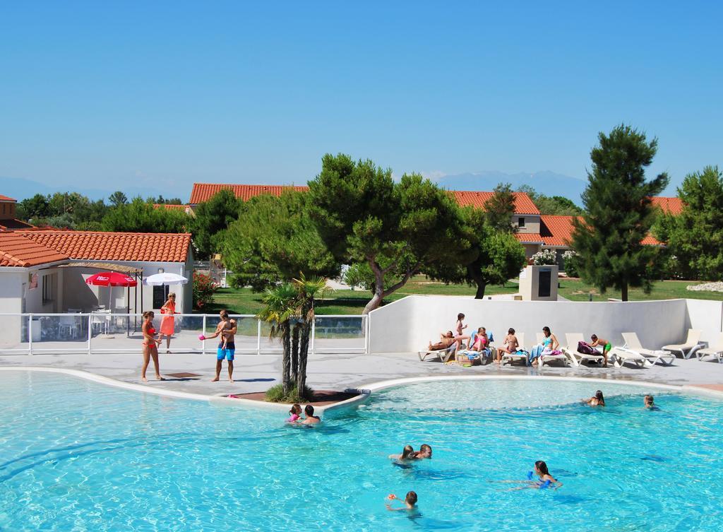 Lagrange Grand Bleu Vacances - Residence Le Mas De Torreilles Kültér fotó